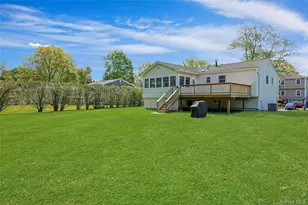 21 Kreuz Dr, West Nyack, NY 10994 - Photo 25