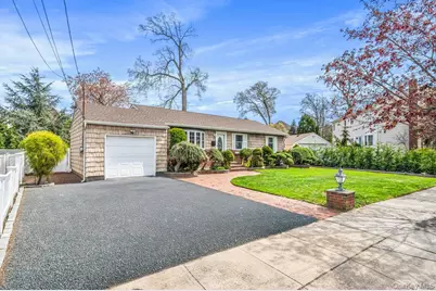 21 Norman Street, Lynbrook, NY 11563 - Photo 3