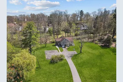 9 South Lane, Katonah, NY 10536 - Photo 1