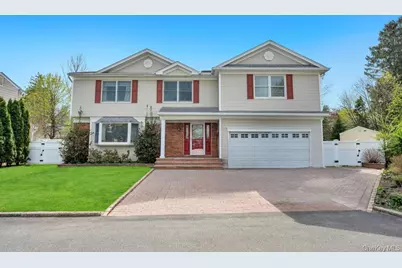 64 Muttontown Eastwoods Road, Syosset, NY 11791 - Photo 1