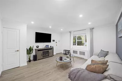 220-02 Stronghurst Avenue #(Lower) 18-3, Queens Village, NY 11427 - Photo 3
