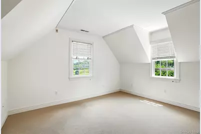 6 Club Road, Rye, NY 10580 - Photo 17