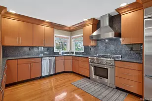 16 E Slope Rd, Bayville, NY 11709 - Photo 11