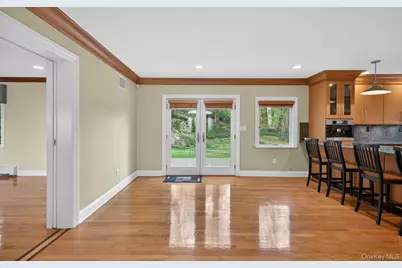 16 E Slope Road, Bayville, NY 11709 - Photo 13