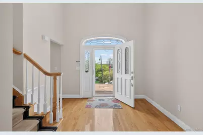 16 E Slope Road, Bayville, NY 11709 - Photo 5