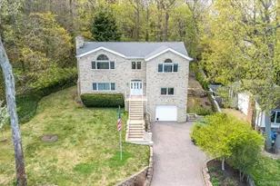 16 E Slope Rd, Bayville, NY 11709 - Photo 3