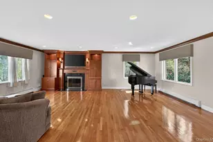 16 E Slope Rd, Bayville, NY 11709 - Photo 19