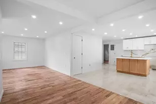 219 E 238th St, Bronx, NY 10470 - Photo 11