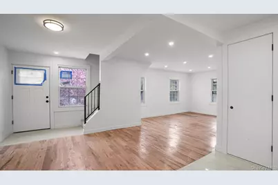 219 E 238th Street, Bronx, NY 10470 - Photo 9