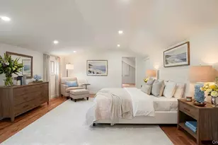 219 E 238th St, Bronx, NY 10470 - Photo 5