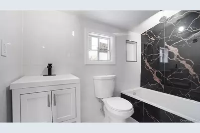 219 E 238th Street, Bronx, NY 10470 - Photo 19