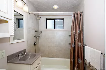 129 Fifteenth Street #B2, Garden City, NY 11530 - Photo 9