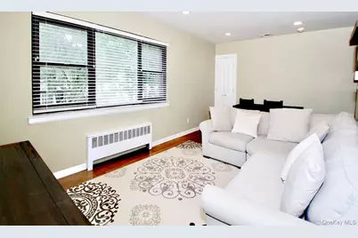 129 Fifteenth Street #B2, Garden City, NY 11530 - Photo 5