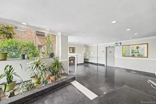 63-95 Austin St, Rego Park, NY 11374 - Photo 21