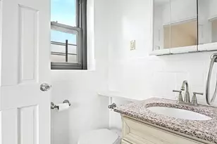63-95 Austin St, Rego Park, NY 11374 - Photo 19