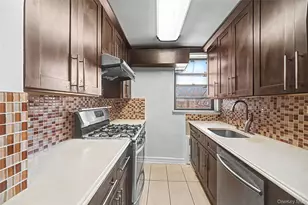 63-95 Austin St, Rego Park, NY 11374 - Photo 5