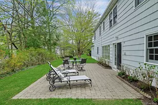 156 Rock Creek Ln, Scarsdale, NY 10583 - Photo 23