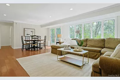 156 Rock Creek Lane, Scarsdale, NY 10583 - Photo 17