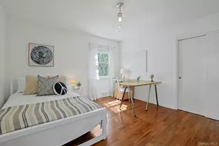 156 Rock Creek Ln, Scarsdale, NY 10583 - Photo 15