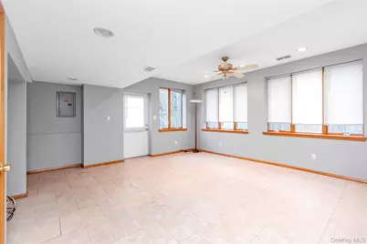 5 Glenbrook Road, Hicksville, NY 11801 - Photo 11