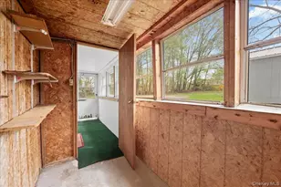 35 Fallkill Ave, Poughkeepsie, NY 12601 - Photo 15