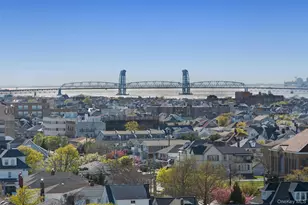 133 Beach 116th St, Rockaway Park, NY 11694 - Photo 23