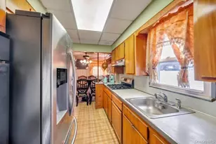 67 Myers Ave, Hicksville, NY 11801 - Photo 5