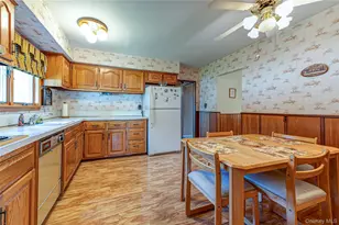 17 Wentworth Dr, Dix Hills, NY 11746 - Photo 25