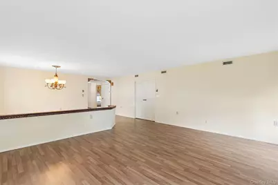 8 Coventry Court, Ridge, NY 11961 - Photo 11