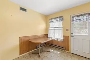 8 Coventry Ct, Ridge, NY 11961 - Photo 7