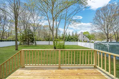 104 Cedarhurst Avenue, Medford, NY 11763 - Photo 29