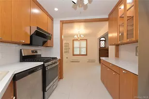 249-48 Rushmore Terrace, Little Neck, NY 11362 - Photo 11
