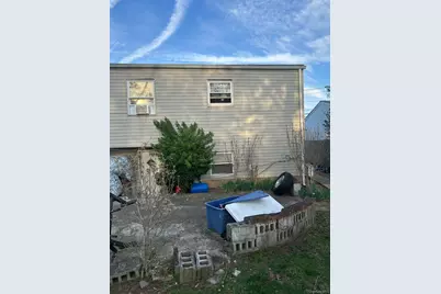 229 Sylvester Streets, Westbury, NY 11590 - Photo 9