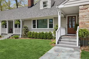 45 Woodland Dr, Smithtown, NY 11787 - Photo 3