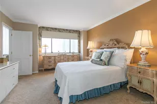 269-10 Grand Central Pkwy, Floral Park, NY 11005 - Photo 21