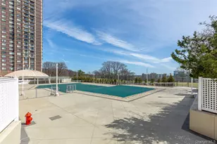 269-10 Grand Central Pkwy, Floral Park, NY 11005 - Photo 33