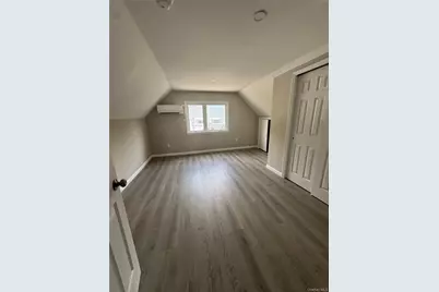 102 Mountaindale Road, Yonkers, NY 10710 - Photo 13