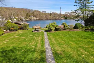 366 W Lake Blvd, Mahopac, NY 10541 - Photo 9
