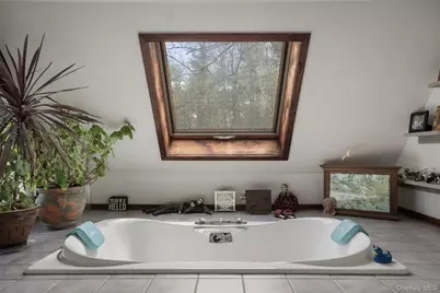 366 W Lake Boulevard, Mahopac, NY 10541 - Photo 35