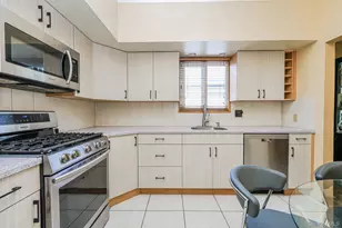 114 Tallman St, New York, NY 10312 - Photo 21