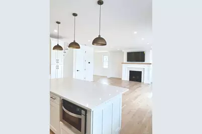 5 Baker Lane, Levittown, NY 11756 - Photo 9