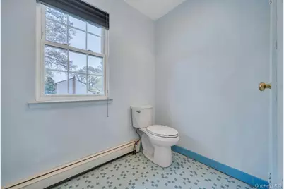 9 Chester Street, Smithtown, NY 11787 - Photo 33