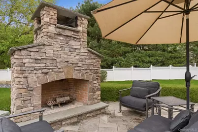 9 Sage Brush Court, East Setauket, NY 11733 - Photo 43
