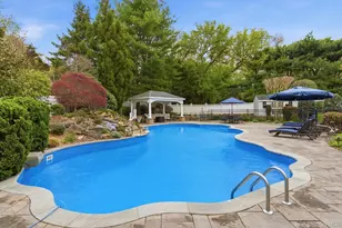 9 Sage Brush Ct, East Setauket, NY 11733 - Photo 37