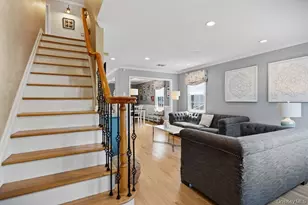 296 Euston Rd S, Garden City, NY 11530 - Photo 5