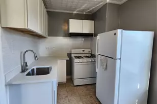 184 Trenchard St, Yonkers, NY 10704 - Photo 3