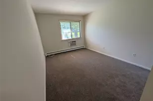 9 Loudon Dr, Fishkill, NY 12524 - Photo 15
