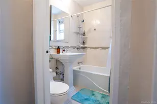 58-29 251st St, Little Neck, NY 11362 - Photo 13