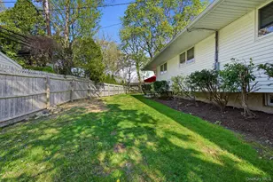 15 Saddle Ln, Huntington Station, NY 11746 - Photo 31