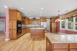 381 Altessa Blvd, Melville, NY 11747 - Photo 7